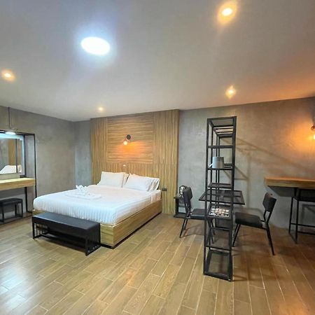 Rabbit Hotel Phimai Exterior photo