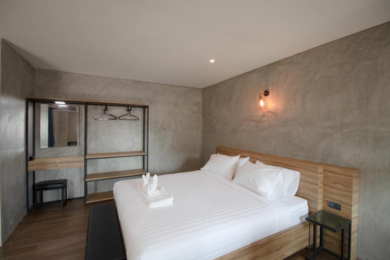 Rabbit Hotel Phimai Exterior photo