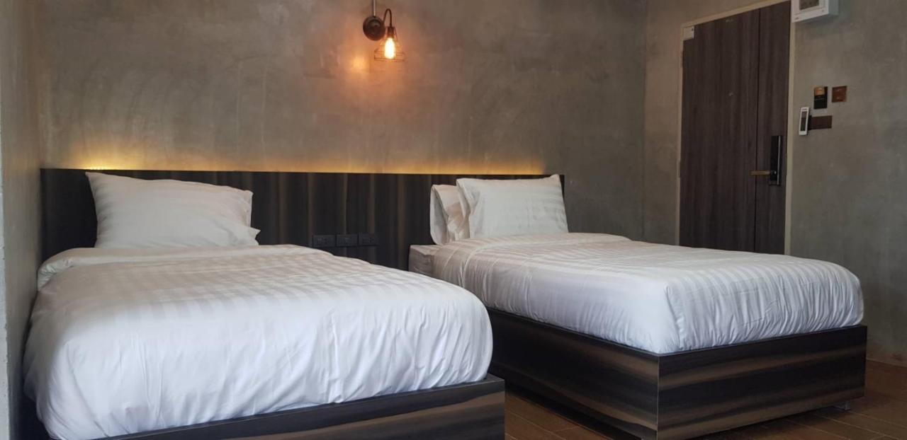 Rabbit Hotel Phimai Exterior photo
