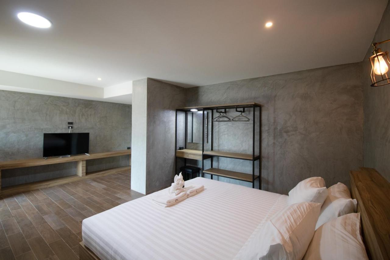 Rabbit Hotel Phimai Exterior photo