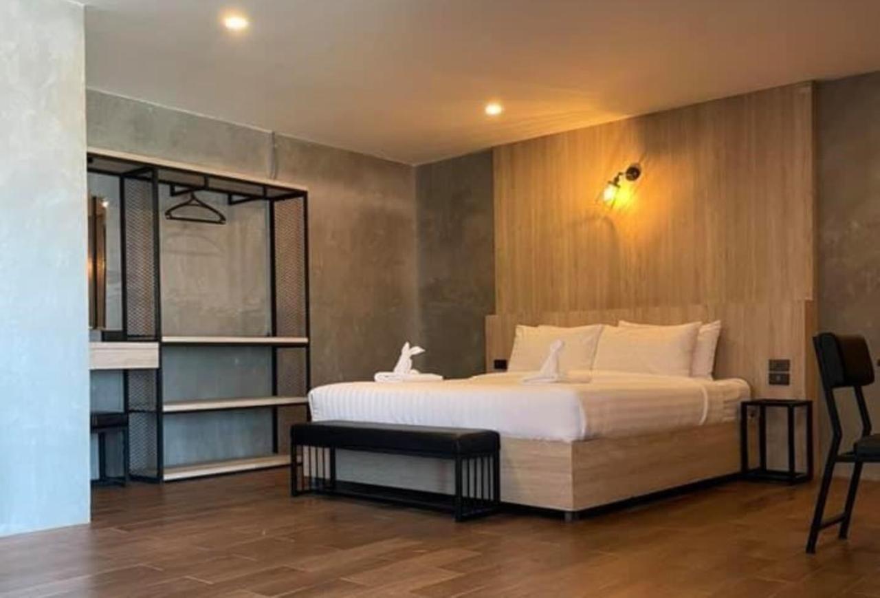Rabbit Hotel Phimai Exterior photo